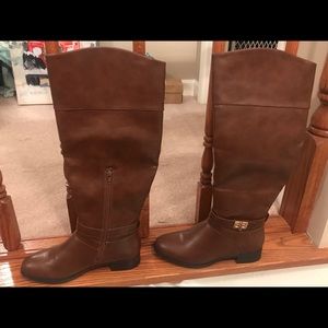 Brand New Just Fab brown boots